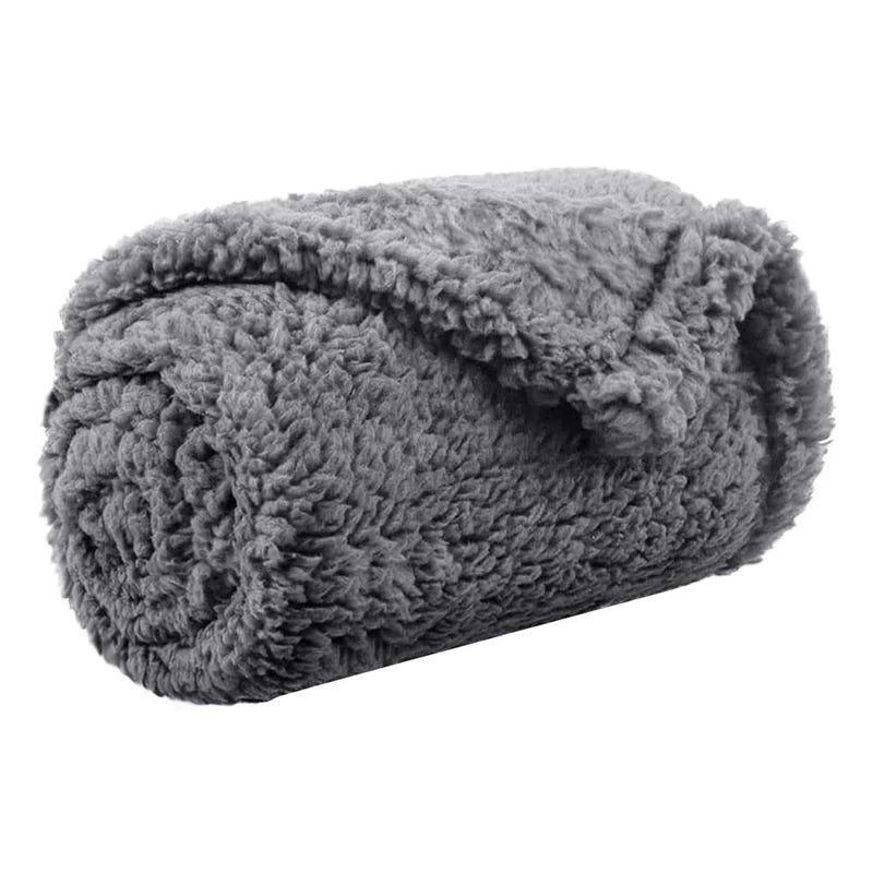 PETNEST Everyday Coral-Fleece Cat Blanket
