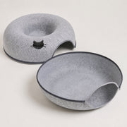 Close-up detail of the felt donut tunnel bed with hole — light gray 60 cm