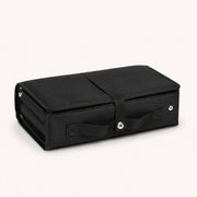 Close-up detail of the portable folding travel litter box — black 40 × 30 × 15 cm